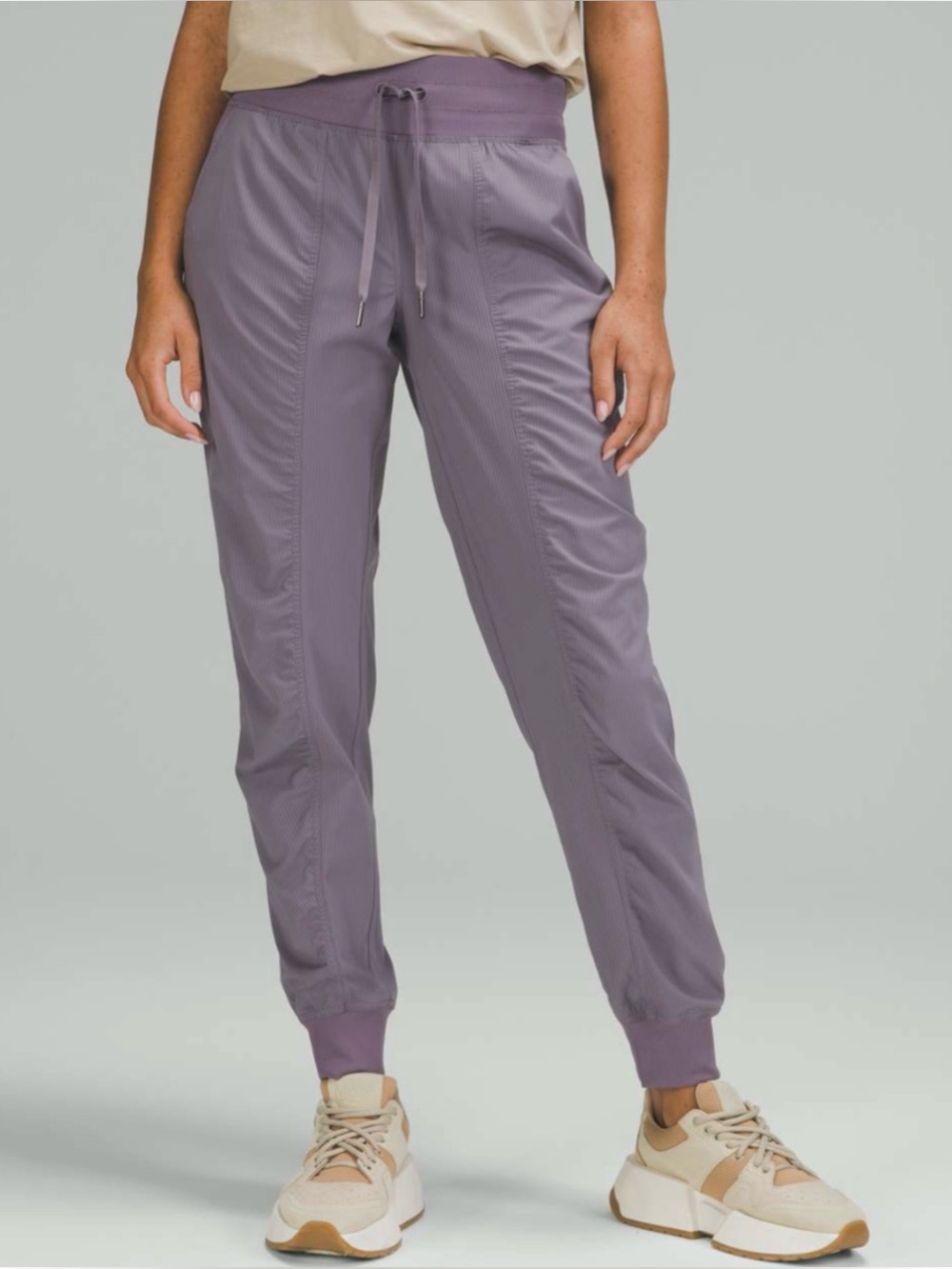 LULULEMON | Dance Studio Mid Rise Jogger in Dusky Lavender, Size 6